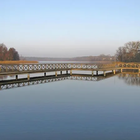 Apartment Right On The Lake, Ryn (Warmian-Masurian)