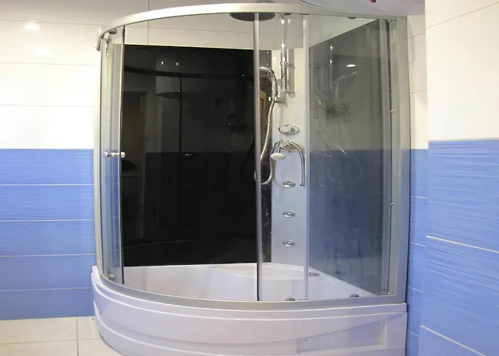 Right On The Lake, Apartment